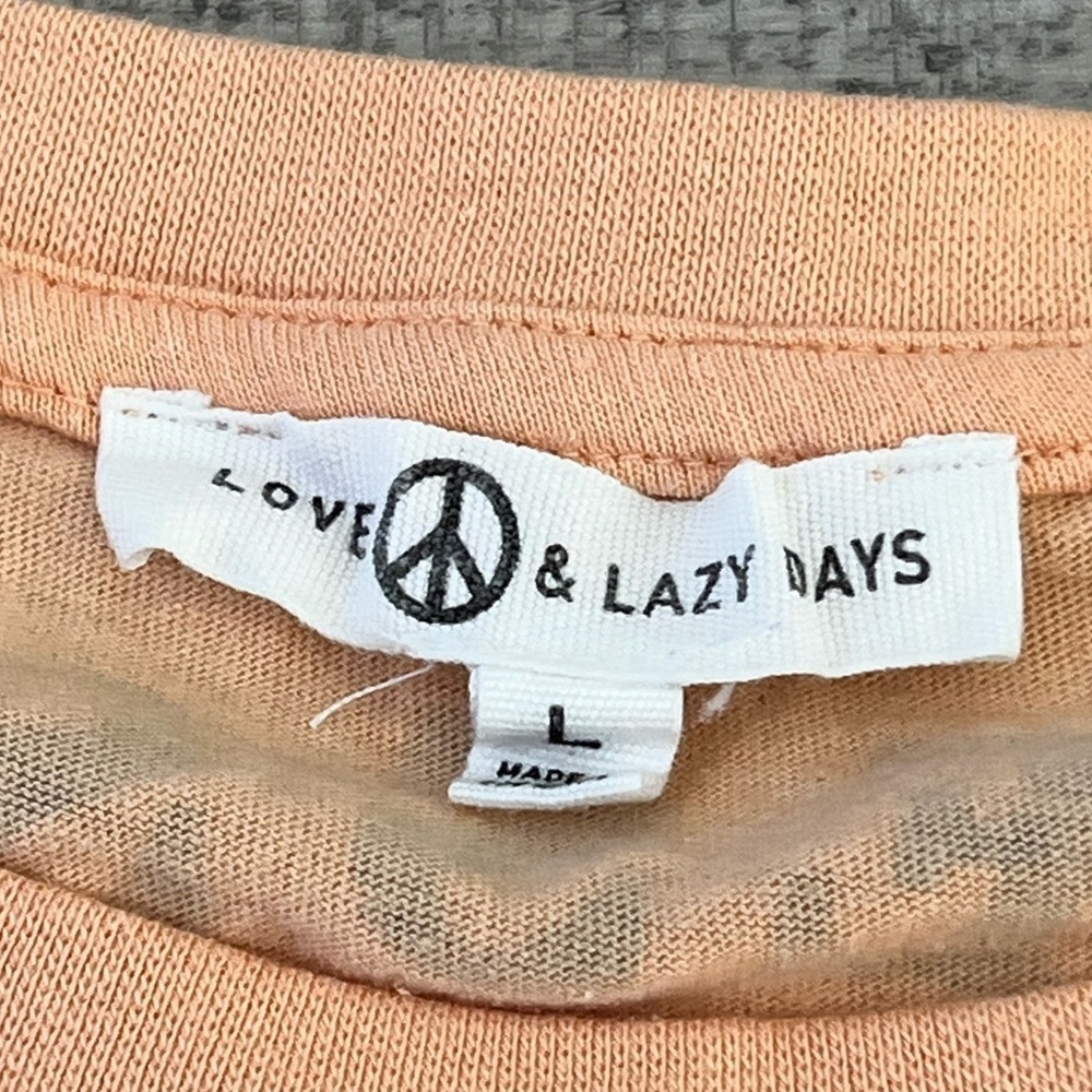 Love and Lazy Days Orange Crop Top with Daisy Details Size Large - Picture 5 of 8